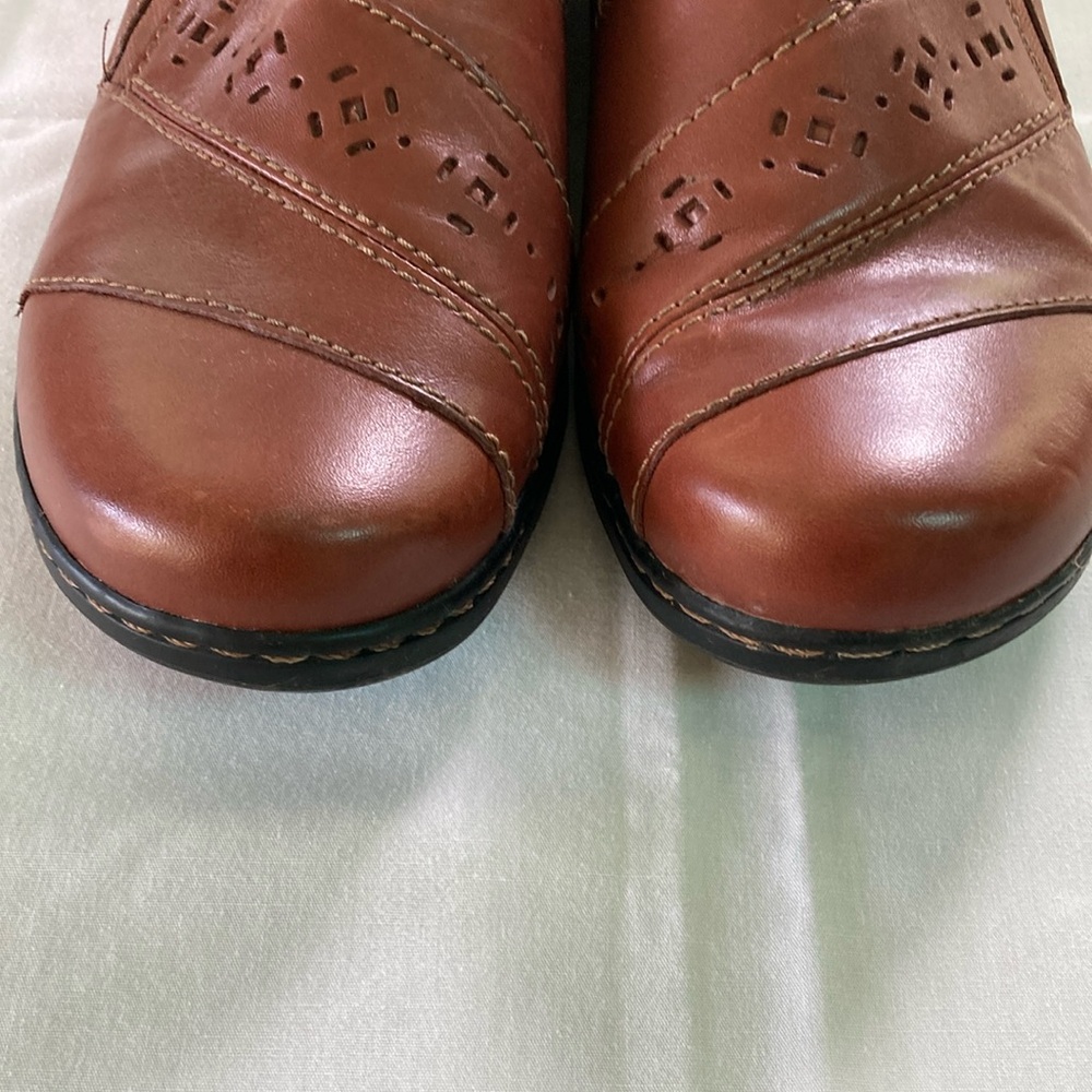 Clarks Evianna Brown Loafers with Perforated Design - Picture 6 of 7